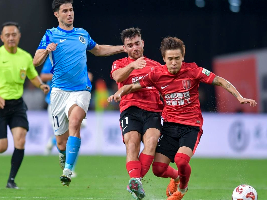 关于风云突变！成都蓉城今晨更衣室发声，葡超版图或变，媒体盛赞，球队文化再被提及的信息